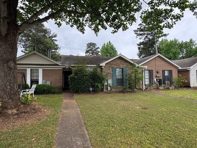 Photo - Attached Single Level 3 bedroom 2 bath