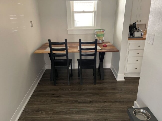 Photo - One-Bedroom Apartment in North end
