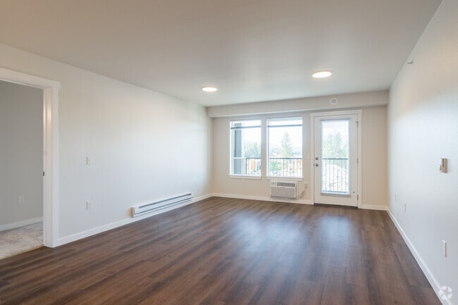 1BR, 1BA - 935SF