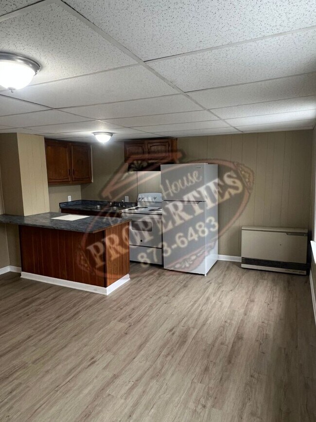 Photo - 16 Western Ave Unit Apt 3