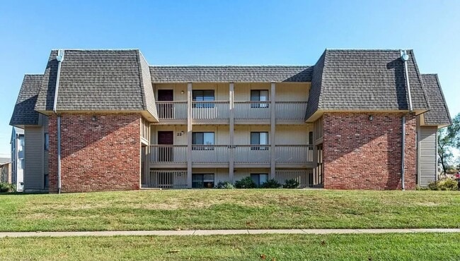 5231 SW 15th Ct Unit 5231-2