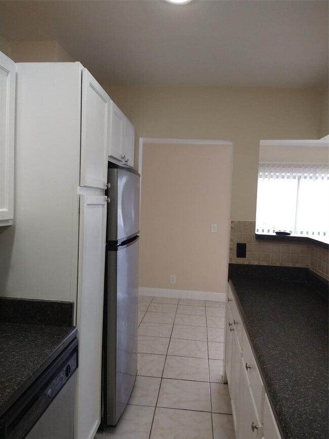 Photo - 8903 NW 28th Dr Unit B
