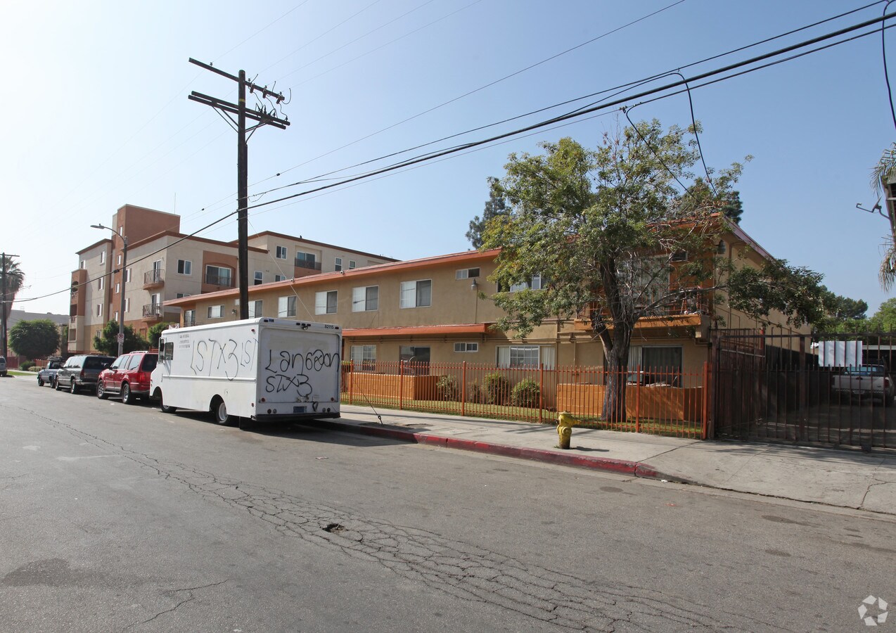 Photo - Orion Avenue Apartments