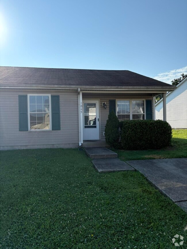 Building Photo - 1045 Pinoak Dr Rental