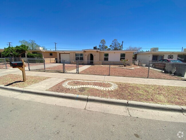 Building Photo - Northeast El Paso 3 bed with Refrig A/C Rental