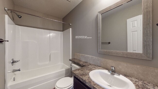 Photo - 1270 N Curtis Ct Apartment