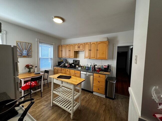 Photo - 10 Cambridge Ter Apartments Unit 2
