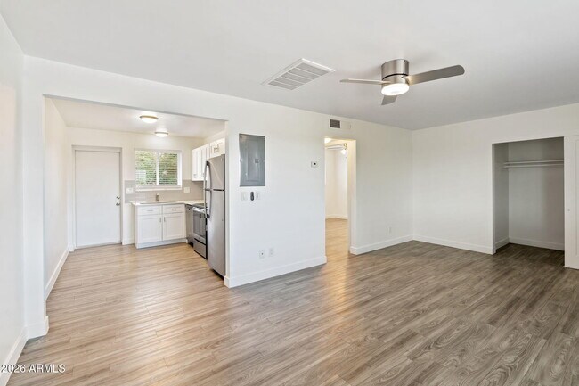 Photo - 1707 N 18th St Unit B11