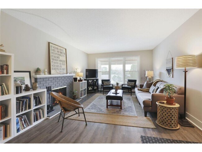 Photo - 4000 Mavelle Dr Unit 4