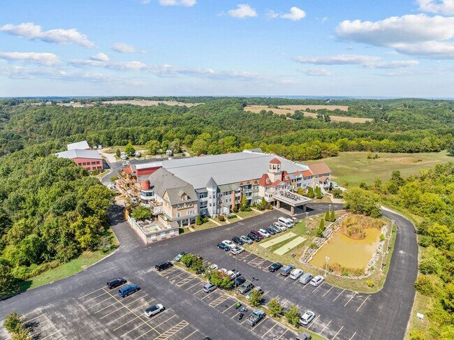 Photo - Unfurnished or Furnished 2 bedroom 2 bath Condo/Apartment in a Gated Community, Blue Eye, MO, N... Unit 321