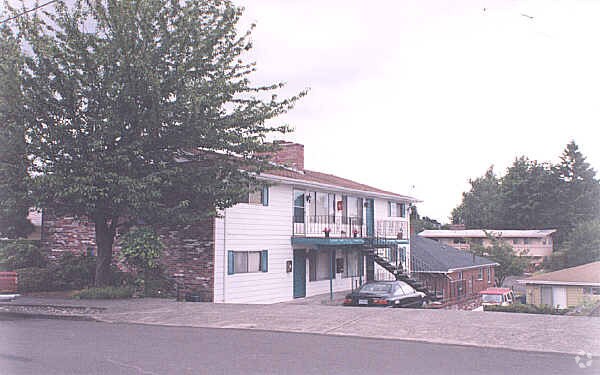 Photo - 3545-3549 SE Cora Dr