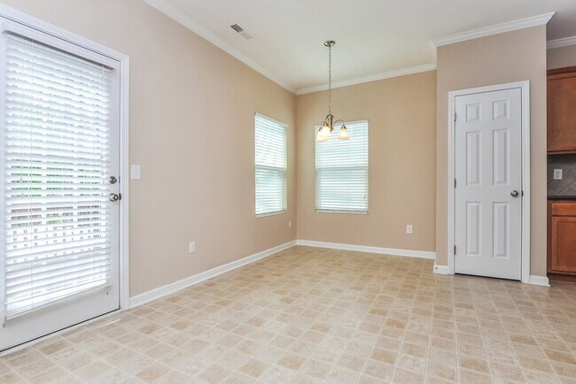 Photo - 217 Switchback Street