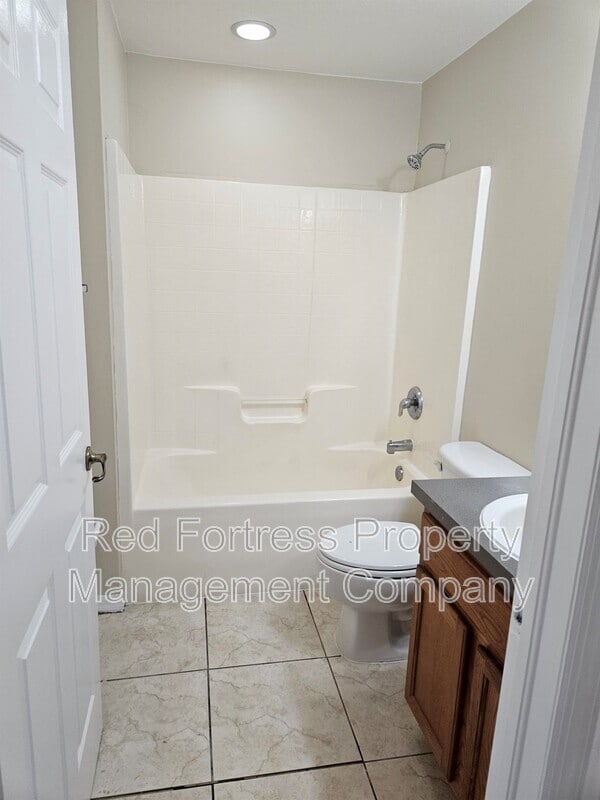 Photo - 98 Milwaukee Blvd