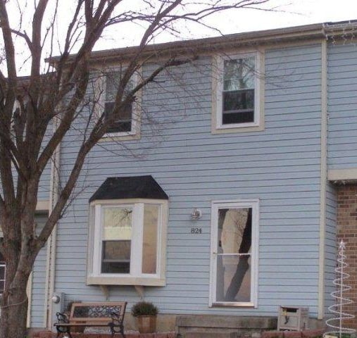 EDGEWOOD - WOODBRIDGE CENTER TOWNHOUSE - EDGEWOOD - WOODBRIDGE CENTER TOWNHOUSE