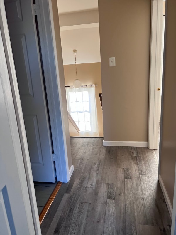 Photo - 33 Everett Dr