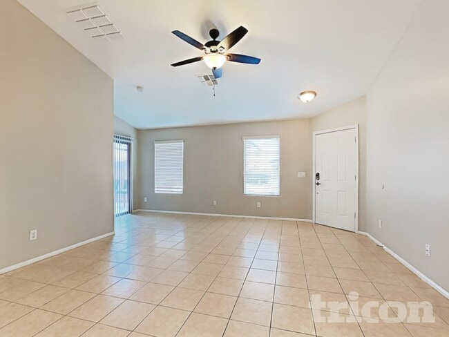 Photo - 39964 W Sanders Way