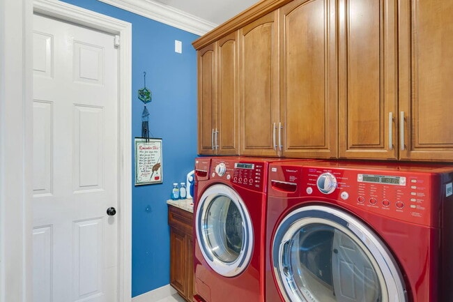 Photo - 2650 SW Calder St