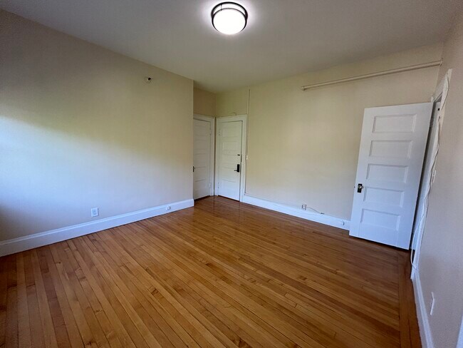 Photo - 1470 Beacon St Unit 23