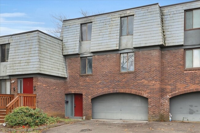 Photo - 3 Trolley Crossing Ln Unit 3