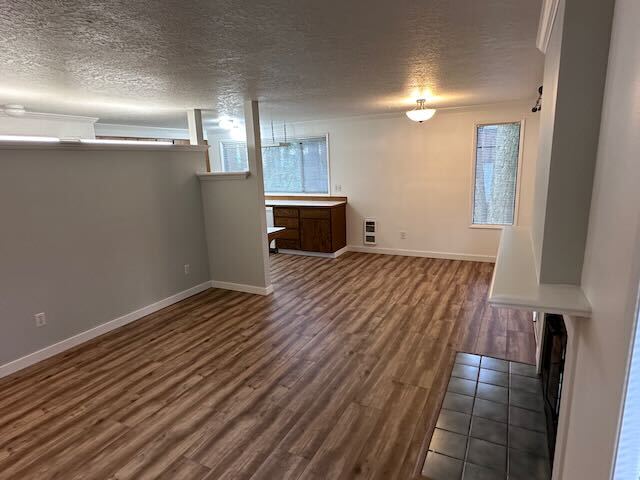 living room view2 - 7105 Montauk Cir Unit 7105