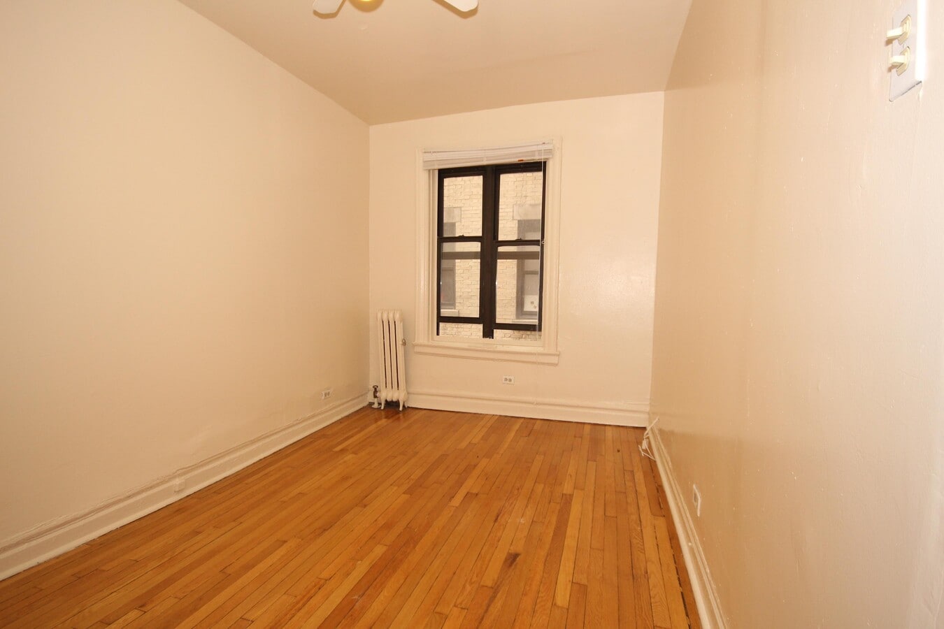 Photo - 69 Tiemann Pl
