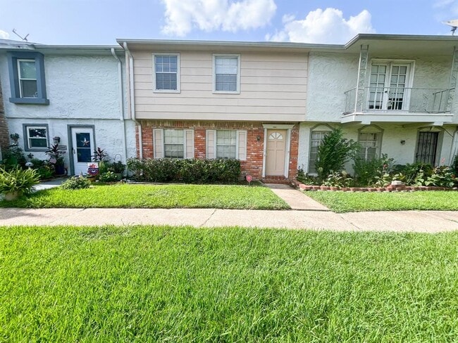 Photo - 12933 High Star Dr Condo