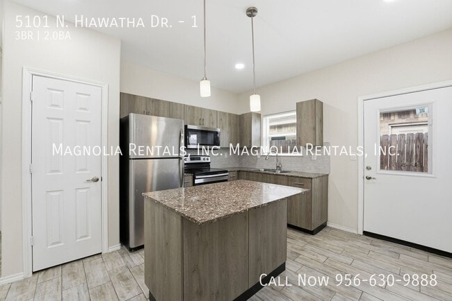 Photo - 5101 N Hiawatha Dr Unit 1