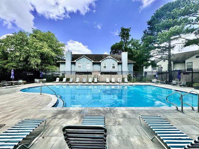Photo - Ready 03-02-26! 2 Generous Primary Suites w/Private Baths! Community Pool - Pet Friendly - ALL Ap...