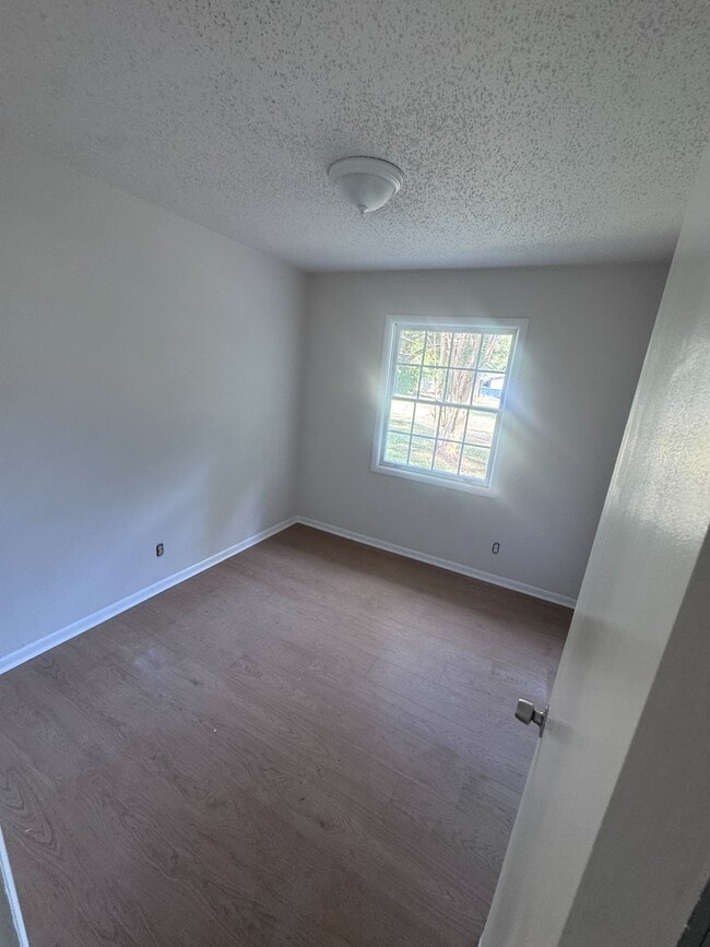 Photo - 4484 Binghamton Dr