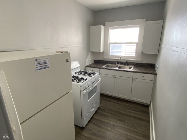 129 W Hendricks St Unit 2