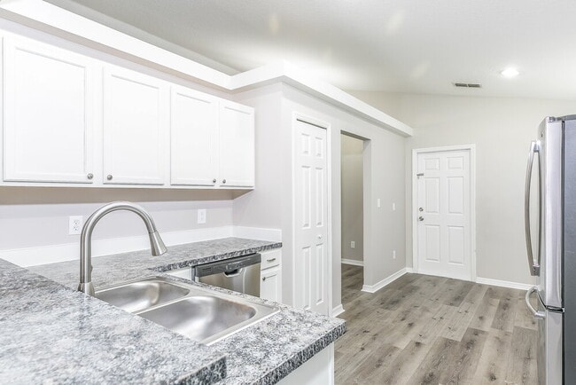 Photo - 3027 Eagle Crossing Dr