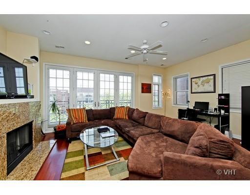 Photo - 1316 N Wicker Park Ave Unidad 2