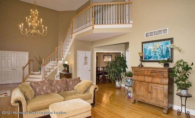 Photo - 467 Leesville Rd