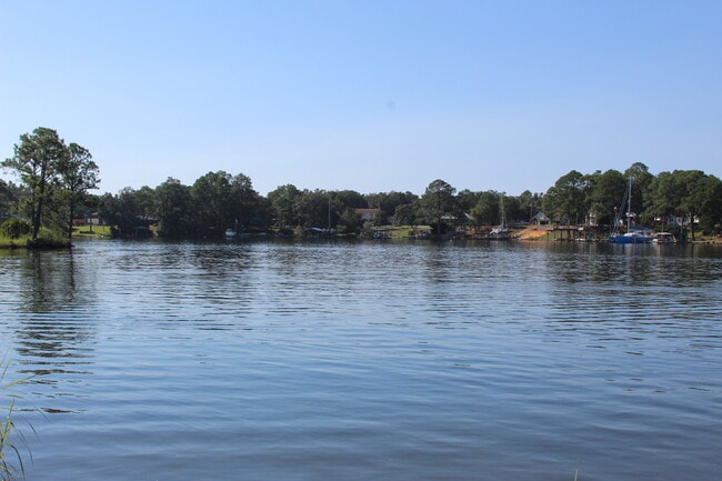 Photo - 1139 N Bayshore Dr