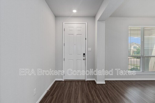 Photo - 17300 Antioch Ave