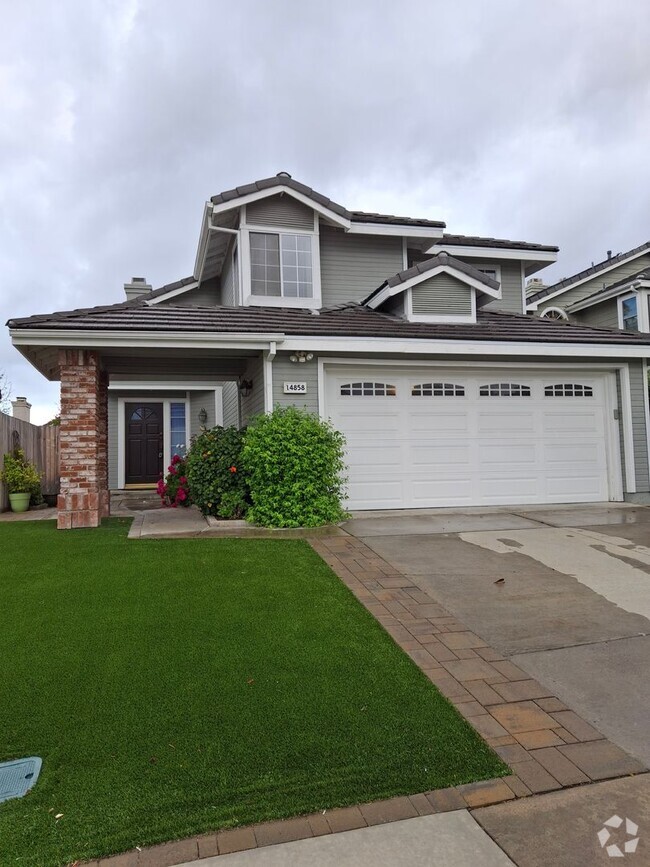 Building Photo - Beautifully Remodeled 4-Bedroom, 3-Bath w/... Rental