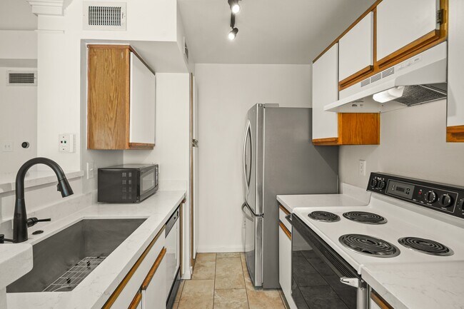 Photo - 3231 Allen Pkwy Unidad 5302