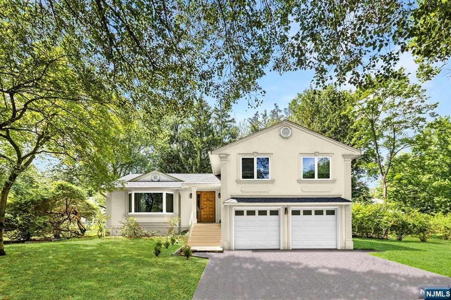 Photo - 111 Ramille Ct