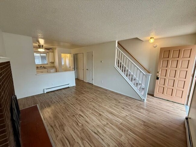 Photo - Beautiful 2 Bedroom Town Home! INCLUDED IN RENT: Water/Sewer/Gas/Trash