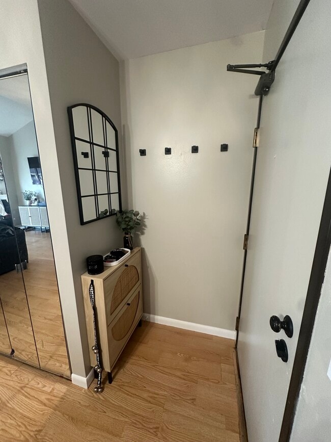 Front Entryway - 66 Ponwood Cir Unit G