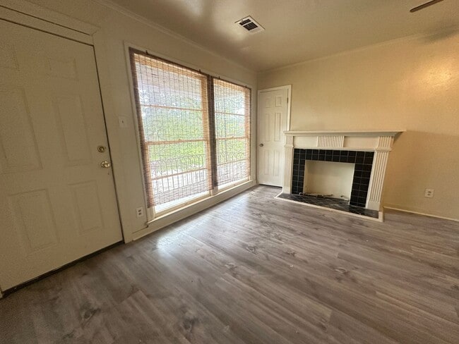 Photo - East Wilkinson Duplex Unit East Wilkinson 142