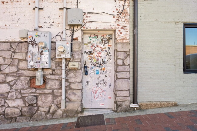 Photo - 139 Franklin St Unit 139 Franklin St #B