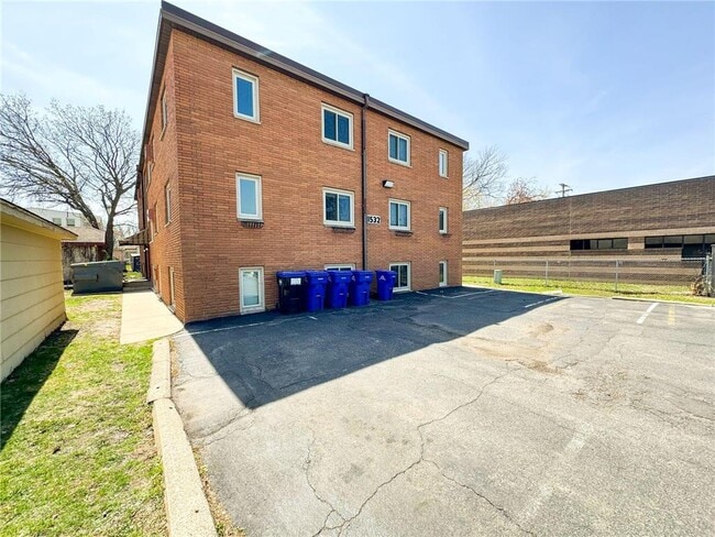 Photo - 1532 Randolph Ave