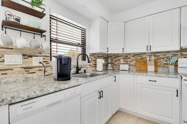 Photo - 3539 Everglades Rd