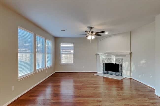 Photo - 32322 Cross Spring Park Ln