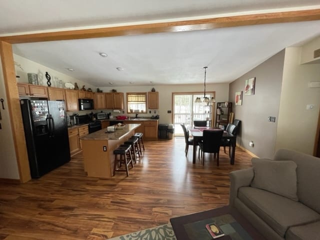 Photo - 2337 Poplar Dr