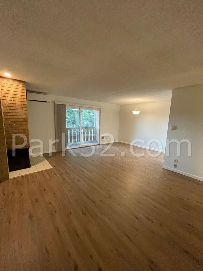 Photo - Fircrest Area 3 Bedroom Apartment Unit #3