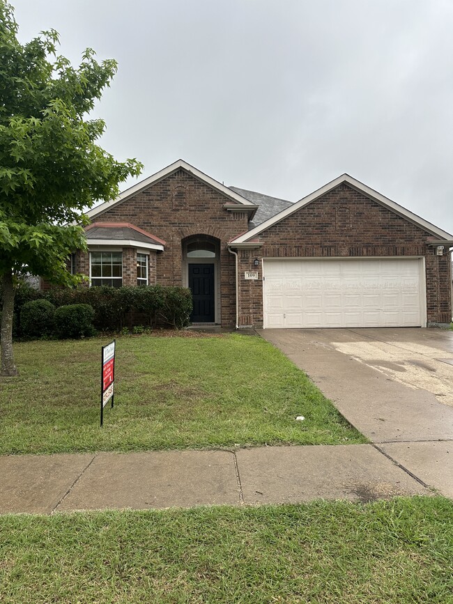 Photo - 109 Fallen Rock Dr House