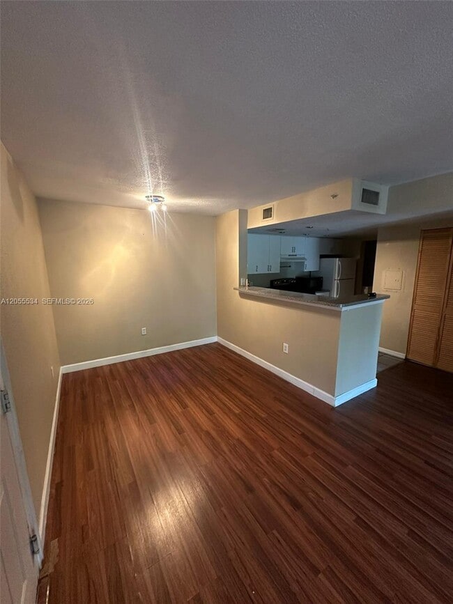 Photo - 5035 Wiles Rd Unit 203