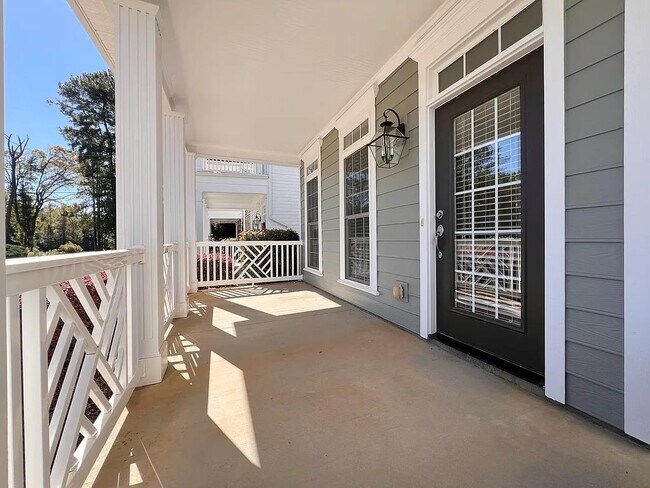 Photo - 107 Olde Towne Dr